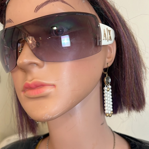 Givenchy Drop down Faux Pearl Earrings New. - Picture 7 of 13